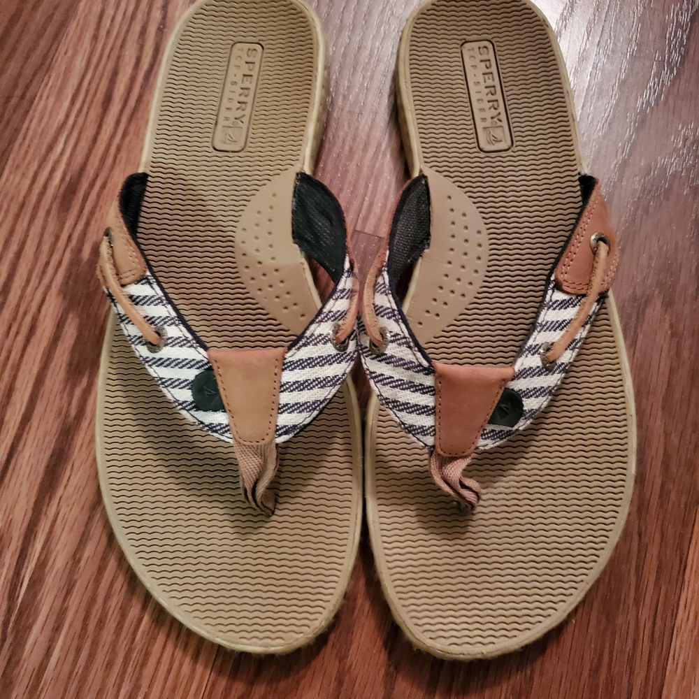 Sperry Flip-flops. Size 9.5